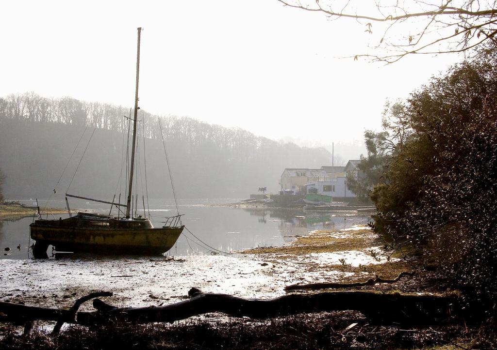 Waterside Holiday Cottages Труро Екстер'єр фото